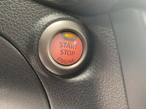 Used 2018 Nissan Sentra SV FWD image 32