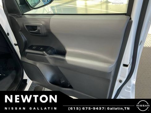 Used 2023 Toyota Tacoma 4x4 Double Cab image 40
