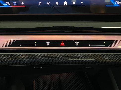 New 2026 BMW 550e xDrive w/ Executive Package image 26