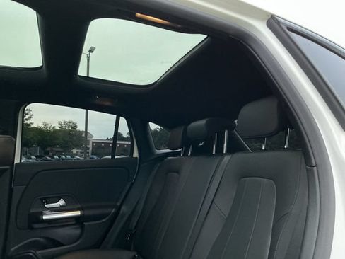 Used 2023 Mercedes-Benz GLA 250 w/ Premium Package image 26