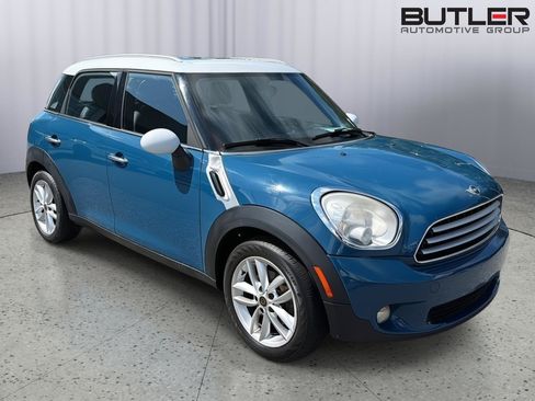 Used 2011 MINI Cooper Countryman FWD image 8