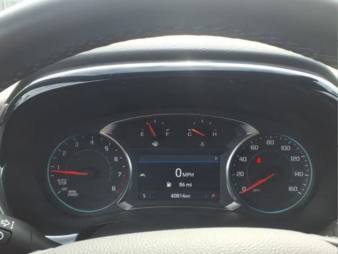 Certified 2023 Chevrolet Traverse LT FWD image 19