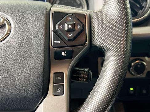 Used 2023 Toyota Tacoma SR5 w/ Technology Package AWD/4WD image 18