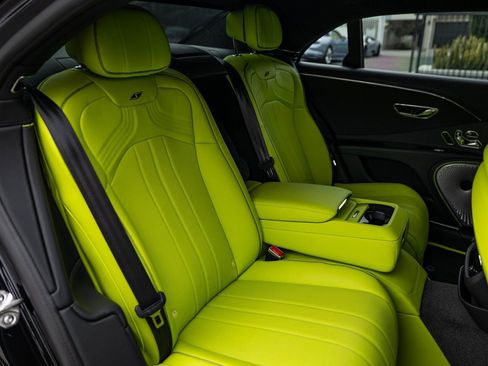 Used 2024 Bentley Flying Spur S V8 image 25