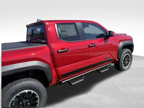 New 2025 Toyota Tacoma TRD Off-Road AWD/4WD image 17