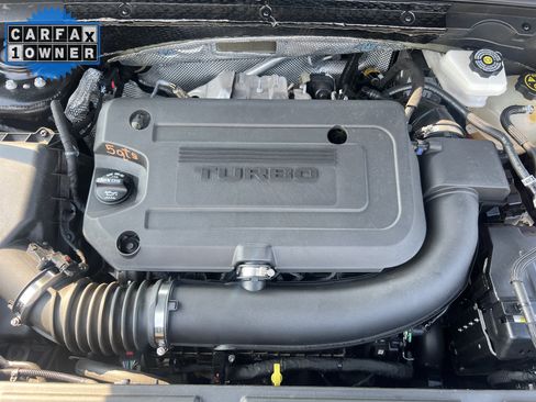Used 2022 Buick Envision Avenir w/ Technology Package II FWD image 36