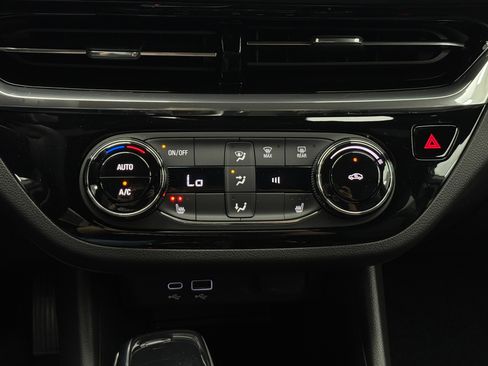 New 2026 Buick Envista Sport Touring w/ Convenience I Package FWD image 24