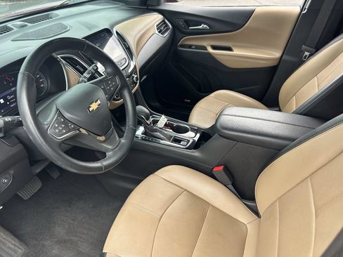 Used 2023 Chevrolet Equinox Premier FWD image 12