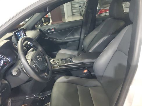 Certified 2023 Lexus IS 300 w/ Comfort Package image 15