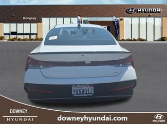 Certified 2025 Hyundai Elantra SEL FWD video 4