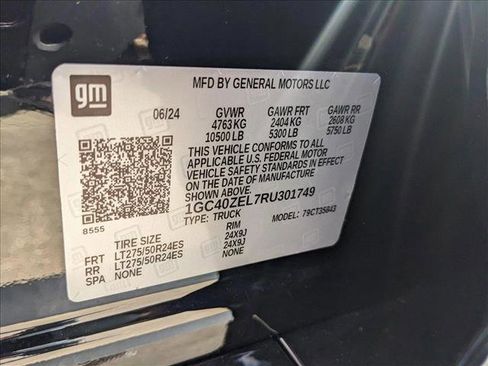 New 2024 Chevrolet Silverado EV RST image 21