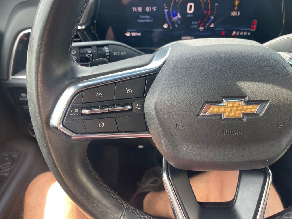 Used 2025 Chevrolet Tahoe LT RWD image 16
