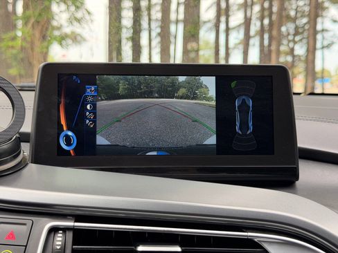 Used 2016 BMW i8 AWD/4WD image 2