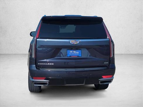 Used 2024 Cadillac Escalade Premium Luxury w/ LPO, Floor Liner Package AWD/4WD image 8