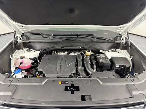 Used 2025 Hyundai Santa Fe Limited image 31