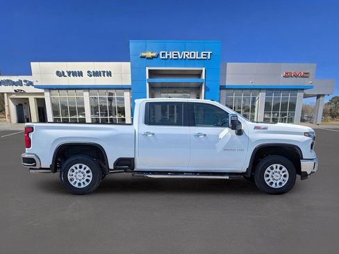 New 2026 Chevrolet Silverado 2500 LTZ w/ LTZ Premium Package image 7