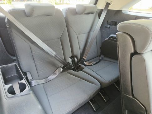 Used 2020 Kia Sorento L image 12