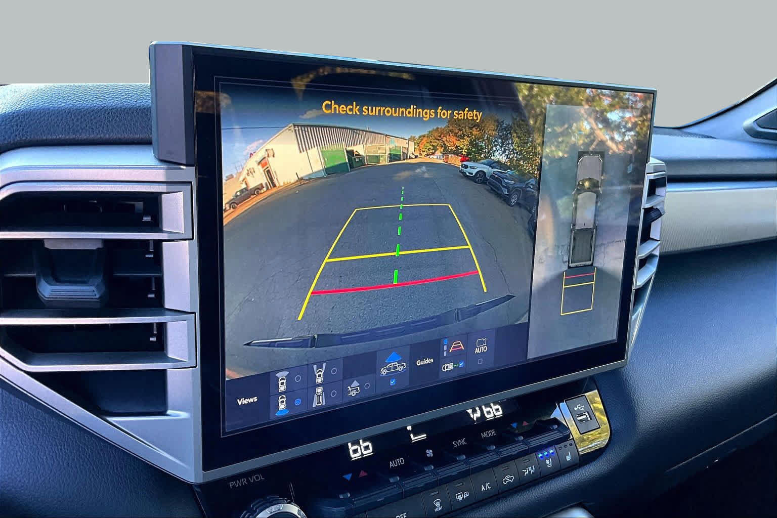 Certified 2025 Toyota Tundra Limited AWD/4WD image 27