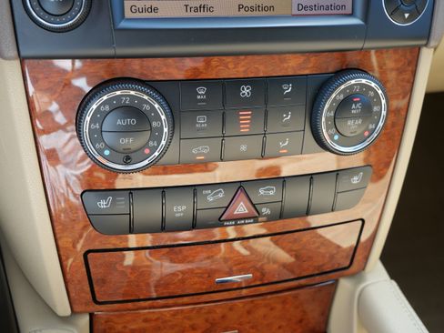 Used 2009 Mercedes-Benz ML 350 4MATIC image 23