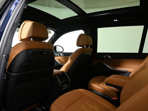 Certified 2023 BMW X7 xDrive40i w/ Executive Package image 33