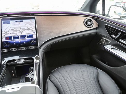 Used 2024 Mercedes-Benz EQE 350+ 4MATIC Sedan image 18