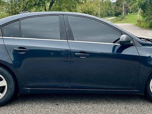Used 2016 Chevrolet Cruze LT FWD image 8