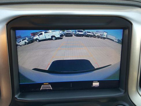 Used 2020 Chevrolet Silverado 2500 LT w/ Convenience Package image 15