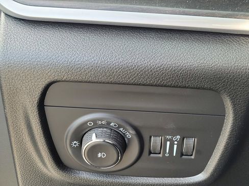 New 2026 Jeep Grand Cherokee L Limited w/ Limited Altitude Package AWD/4WD image 25