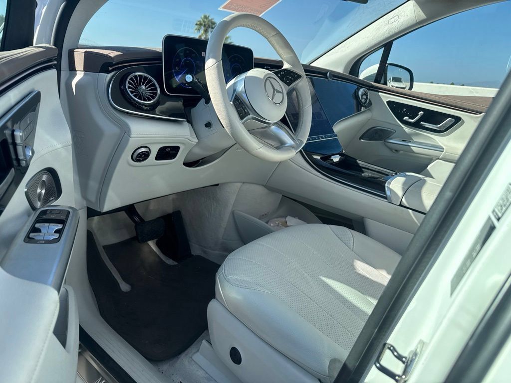 Certified 2024 Mercedes-Benz EQE 350+ SUV image 10