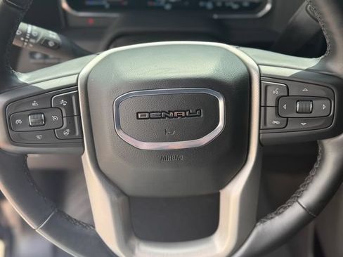 Used 2024 GMC Sierra 2500 Denali w/ Denali Reserve Package AWD/4WD image 25