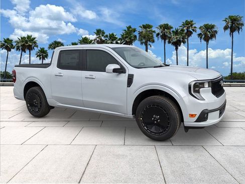 New 2026 Ford Maverick Lobo AWD/4WD image 2