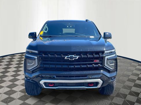 Used 2025 Chevrolet Tahoe Z71 image 2