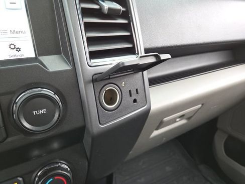 Used 2019 Ford F150 XLT w/ Equipment Group 302A Luxury AWD/4WD image 68