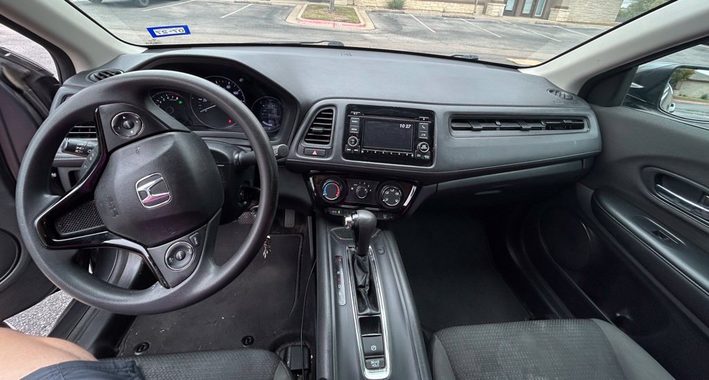 Used 2019 Honda HR-V LX image 13
