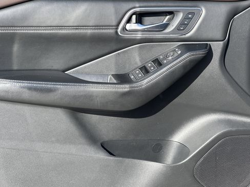 Used 2021 Nissan Rogue SL image 10