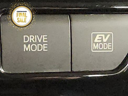 Used 2018 Toyota Prius Two image 29