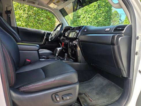 Used 2015 Toyota 4Runner TRD Pro AWD/4WD image 35