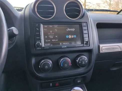 Used 2016 Jeep Compass 75th Anniversary w/ Power Value Group image 28