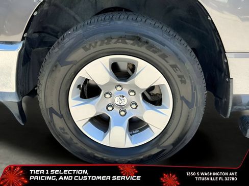 Used 2023 RAM 1500 Big Horn AWD/4WD image 35