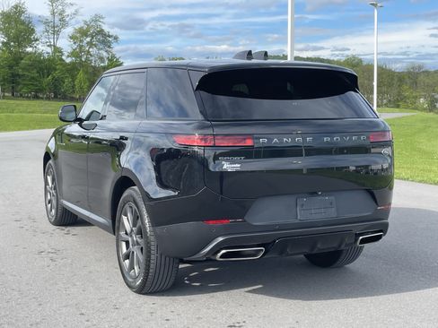 Used 2023 Land Rover Range Rover Sport SE AWD/4WD image 6