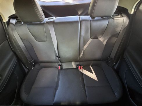 Used 2025 Buick Encore GX Preferred FWD image 39