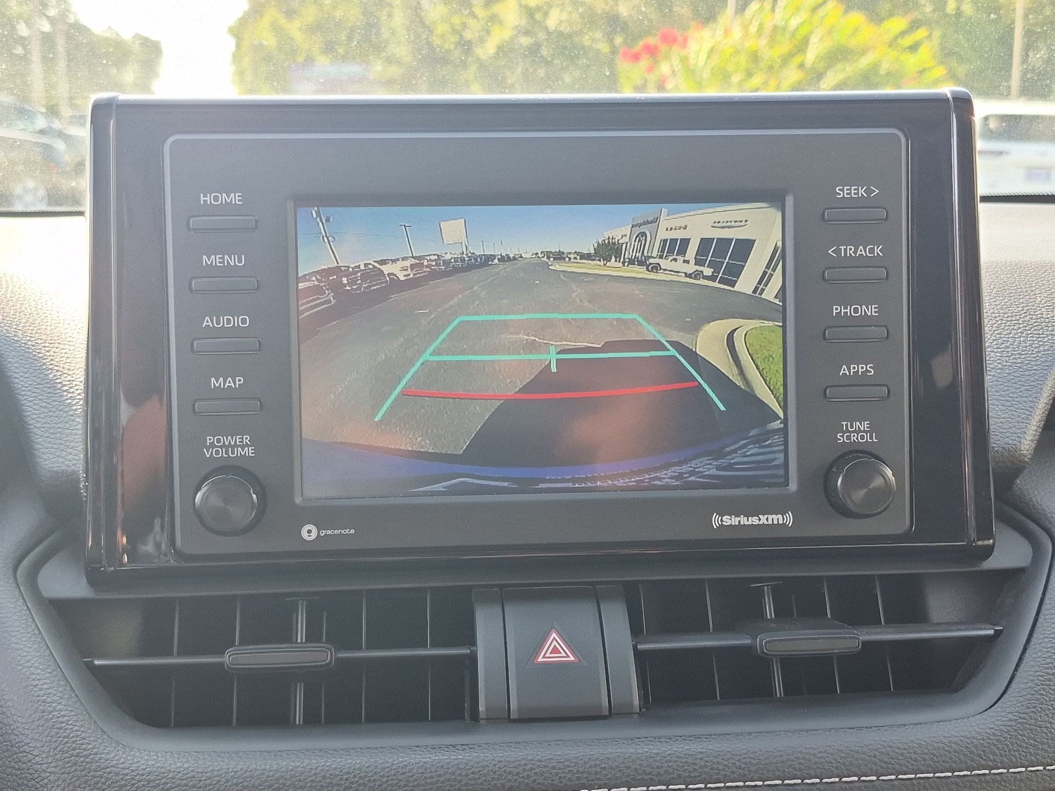 Used 2021 Toyota RAV4 XLE FWD image 15