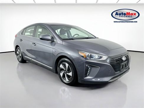 Used 2018 Hyundai Ioniq SEL image 1
