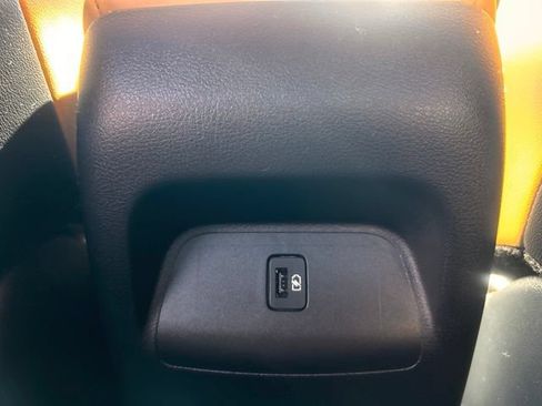 Used 2022 Nissan Sentra SV w/ SV Premium Package FWD image 27