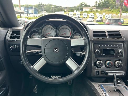 Used 2010 Dodge Challenger R/T RWD image 22