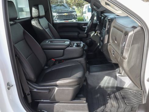 Used 2022 Chevrolet Silverado 3500 W/T image 35