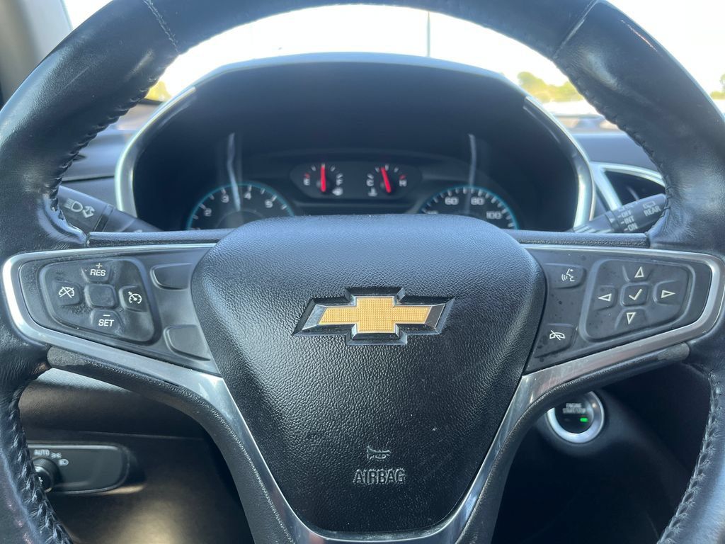 Used 2018 Chevrolet Equinox LT FWD image 45
