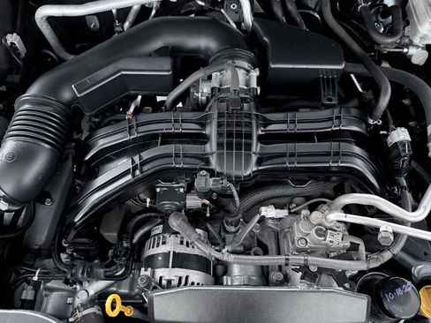 Used 2022 Subaru Outback Premium image 28