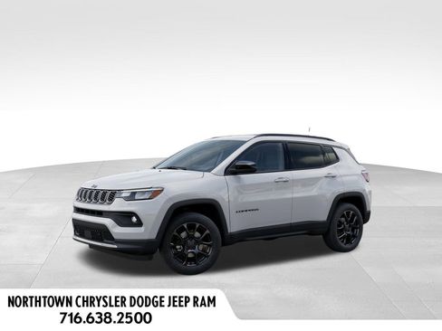 New 2026 Jeep Compass Latitude image 2