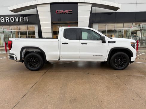 New 2025 GMC Sierra 1500 Pro w/ Graphite Edition image 3